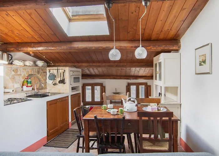 1 Bedroom Stunning In アパート